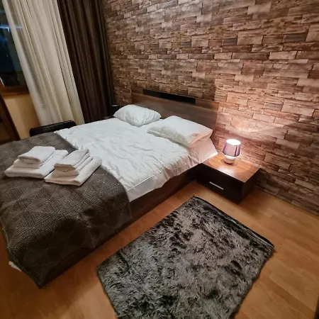 Sequoia2 No 5 アパート ボロヴェッツ