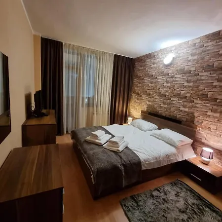 Sequoia2 No 5 * Μπόροβετς